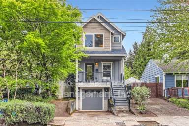 Main picture of 1825 N Prescott St