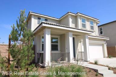 Main picture of 3215 E Denali Dr