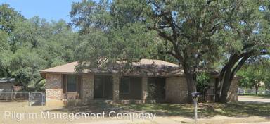 Main picture of 405 Lakeway Dr