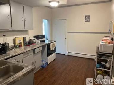 Main picture of 123 Milwaukee St