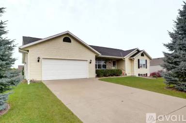 Main picture of 1365 Chadsworth Dr