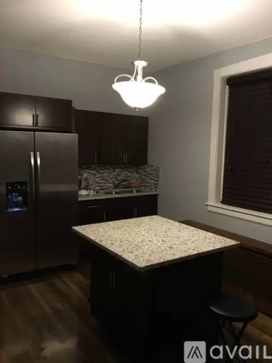 Main picture of 4171 W Wellington Ave