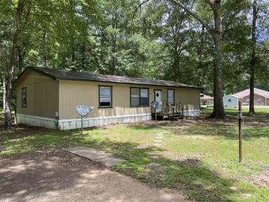 Main picture of 356 Oak Dr