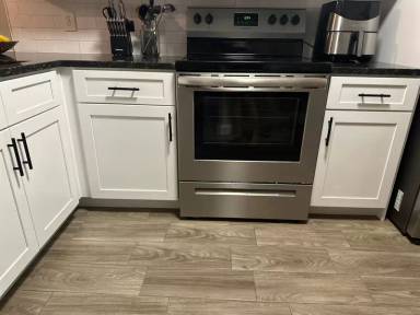 Main picture of 5085 Ernst Ct