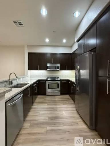 Main picture of 4820 Bellflower Ave