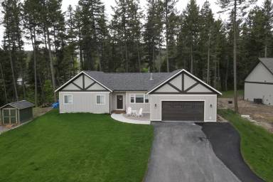 Main picture of 129 Crystal View Ct