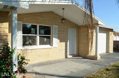 Main picture of 5549 Mirada Dr