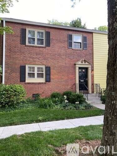 Main picture of 6732 Hillandale Rd