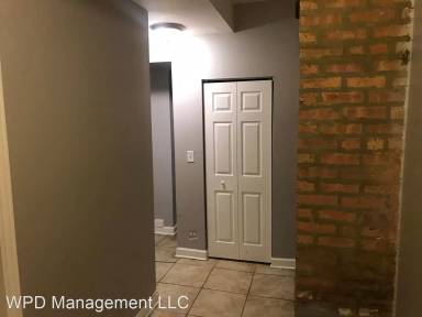 Main picture of 7748 S Essex Ave