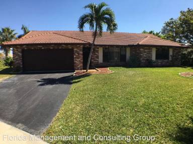 Main picture of 1900 NW 78th Ave