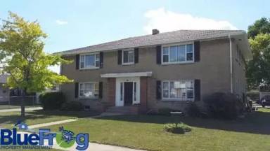 Main picture of 111 Andrew Avenue - 4