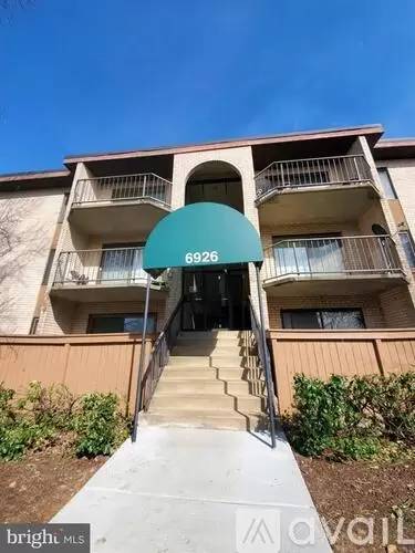 Main picture of 6926 Hanover Pkwy