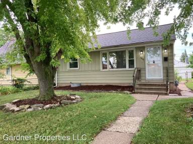 Main picture of 5918 N 80th St