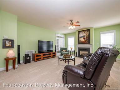 Main picture of 126 Gresham Ln