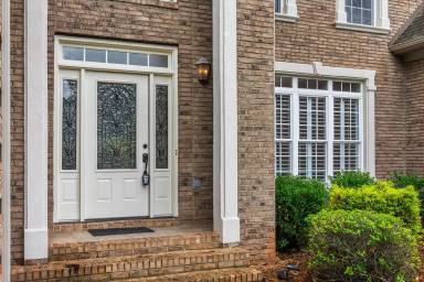 Main picture of 334 Stone Cliff Ln