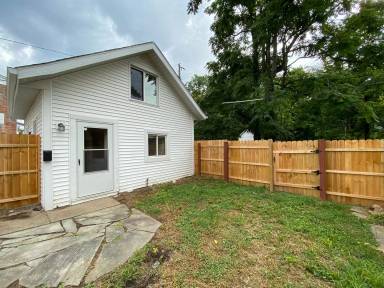 Main picture of 515 S Fess Ave