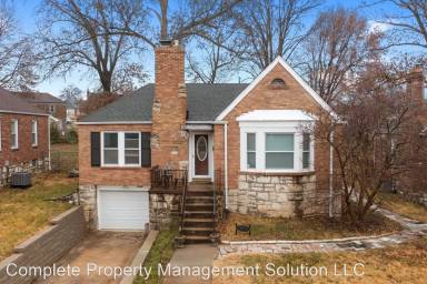 Main picture of 9124 Lucia Dr