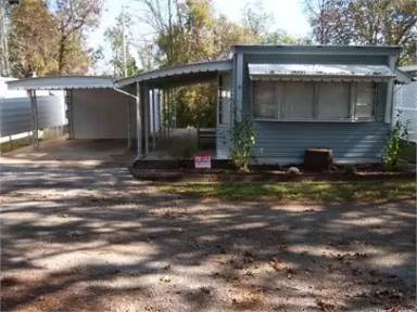 Main picture of 2075 Highway 5 N