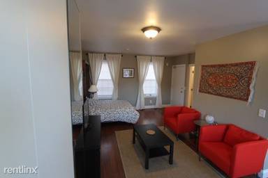 Main picture of 822 Hollins St