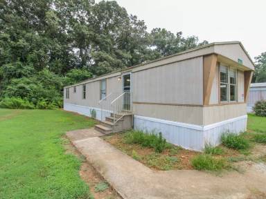 Main picture of 192 Cameron Cir