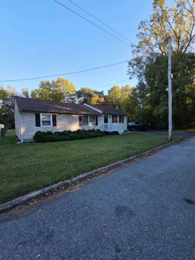 Main picture of 163 Lanning Ave