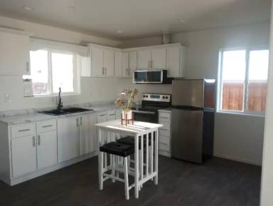 Main picture of 2406 Damian St