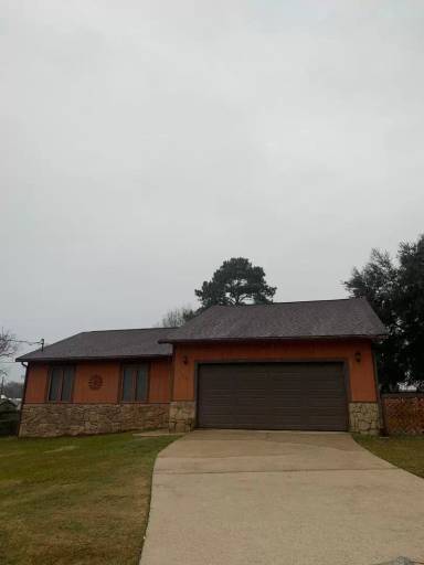 Main picture of 103 Michelle Ct