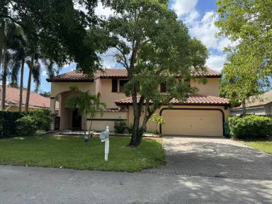 Main picture of 2690 Brim Way