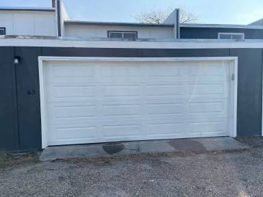 Main picture of 49 S Commonsway Dr