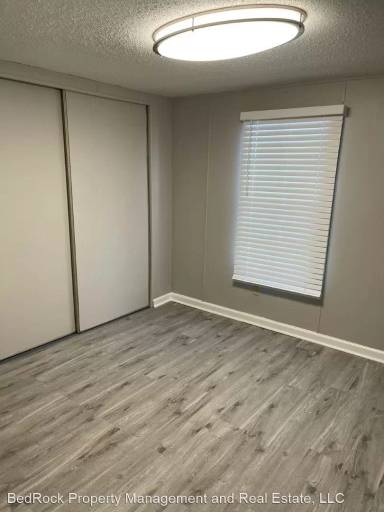 Main picture of 724 Graham Dr