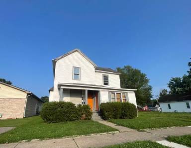 Main picture of 821 N 13th St