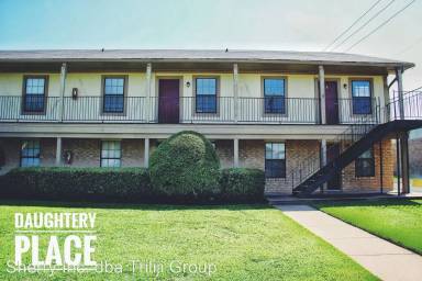 Main picture of 2005 S 8th St