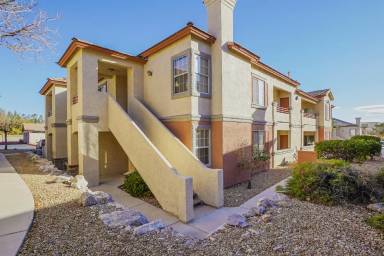 Main picture of 10233 King Henry Ave