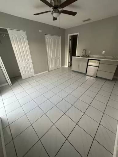 Main picture of 10549 Parkcrest Dr