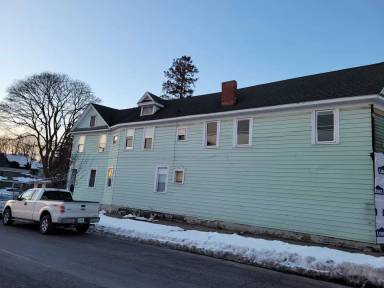 Main picture of 131 Osborne St