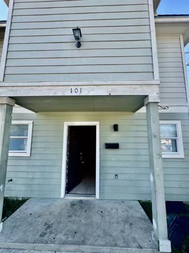 Main picture of 768 Avondale Ave
