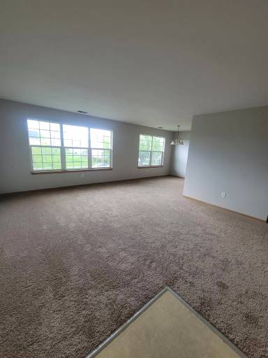 Main picture of 1515 W 86th Ln