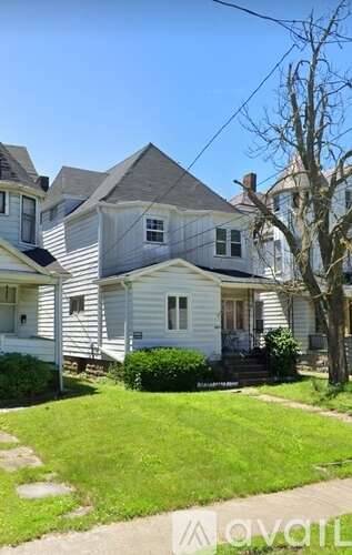 Main picture of 1072 Addison Rd
