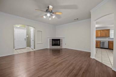 Main picture of 7514 Red Pine Dr