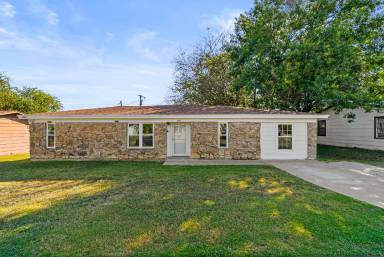 Main picture of 505 Curry Ave