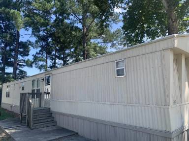 Main picture of 300 Ricks Rd