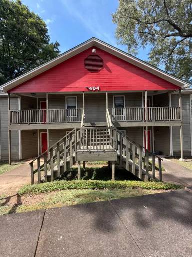 Main picture of 400 Eastdale Rd S