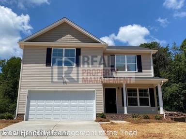 Main picture of 832 Prince Edward Rd