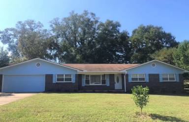 Main picture of 205 Northside Dr