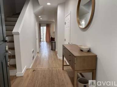 Main picture of 4915 Lake Pl S