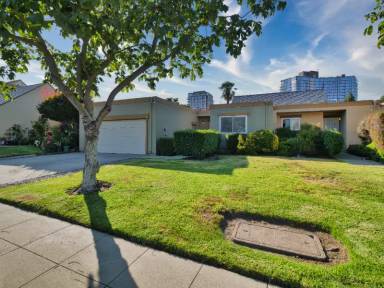 Main picture of 5014 Calle de Escuela