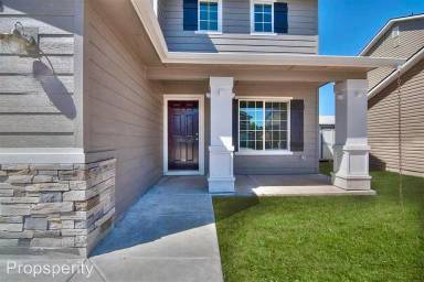 Main picture of 1014 W Apple Pine St