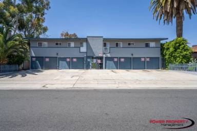 Main picture of 821 N Eucalyptus Ave