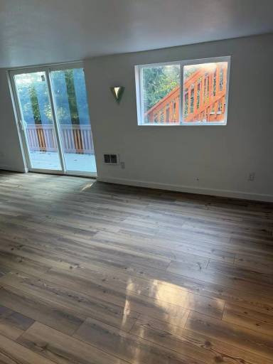 Main picture of 1431 Central Ave