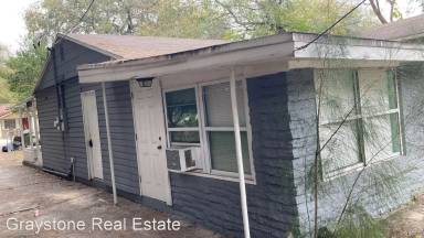 Main picture of 1908 E Shadowlawn Ave